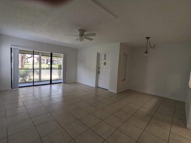 Photo - 711 Sunny Pine Way Unit B1