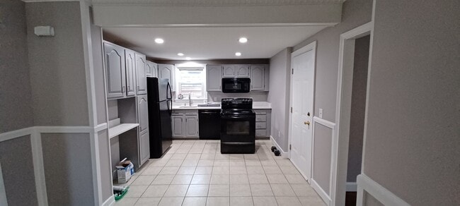 Photo - 177 Logee St Unit 1st Floor