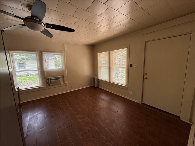 Building Photo - 2812 Angier Rd