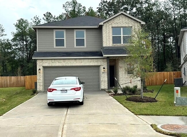 Building Photo - 707 Long Cedar Dr