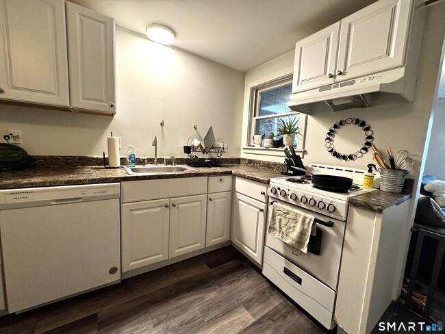 1 Prospect St Unit B