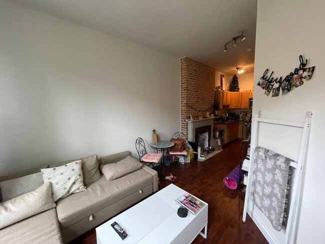 Photo - 927 N Calvert St Unit 2F