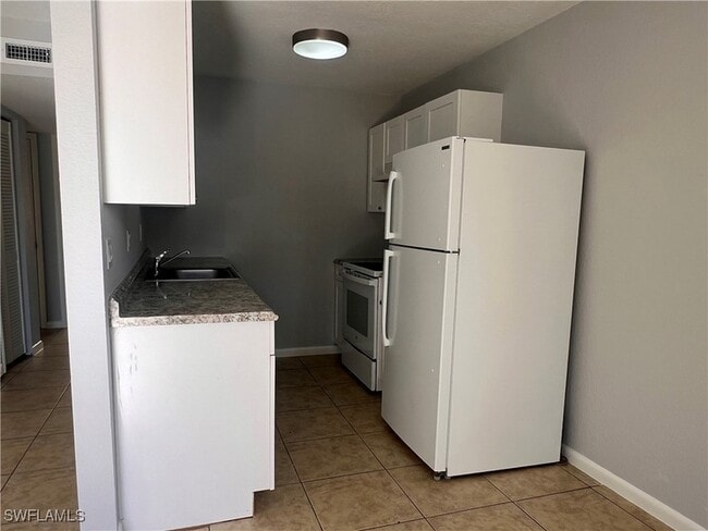 Photo - 4601 Bayshore Dr Unit A1