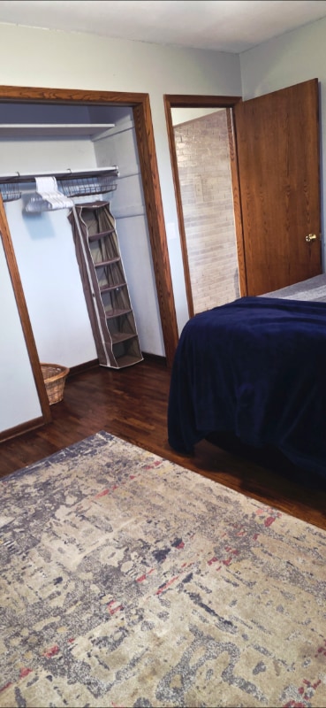 Building Photo - 7629 Bloomington Ave S