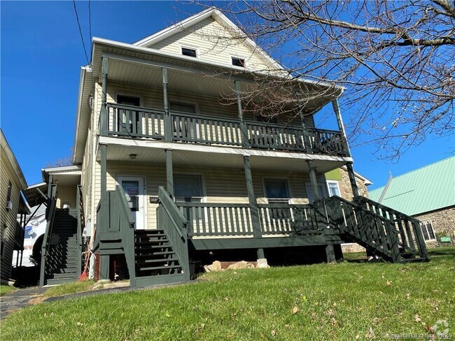Building Photo - 174 Main St Unit C Rental