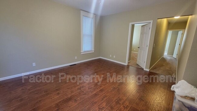 Photo - 730 N Broad St