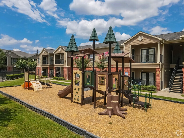 Fairlake Cove