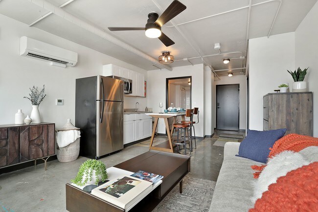 LOFT 205 Apartments