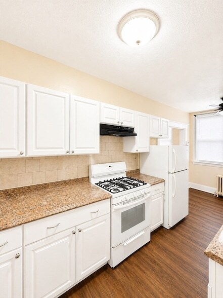 Photo - 415 County St Unit 306