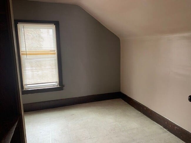 Photo - 3 Bedroom 1 Bath Home