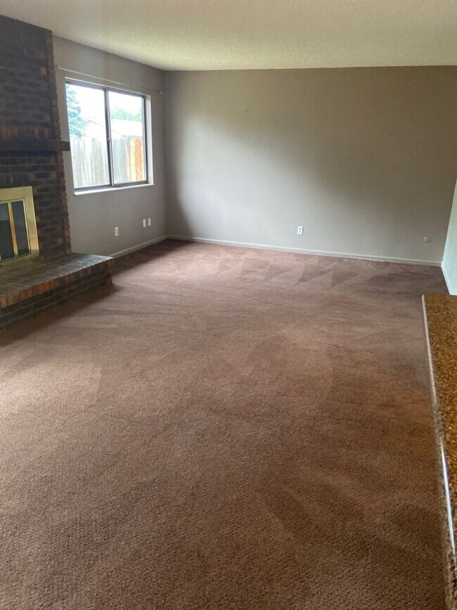 Photo - 2930 Rams Ln Unidad Apt B