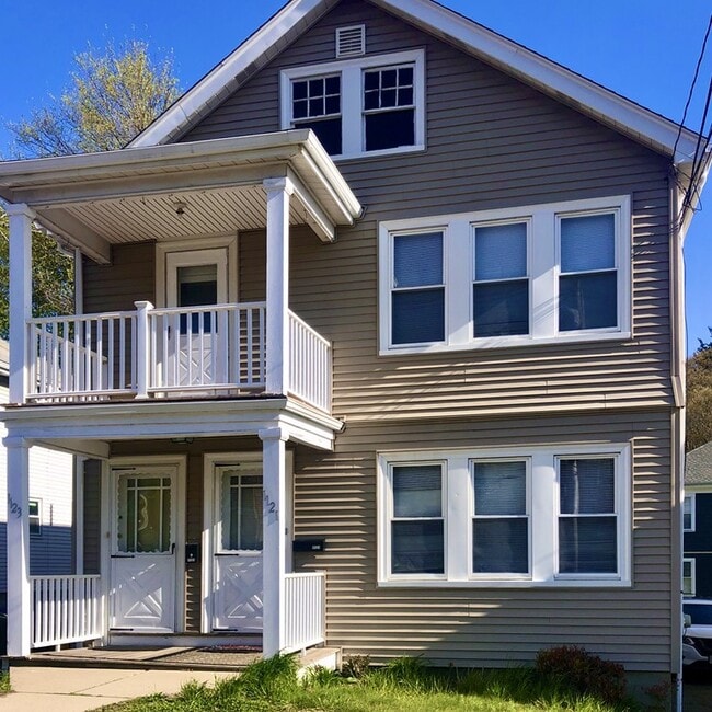 Building Photo - 1123 Main St Unit 1123