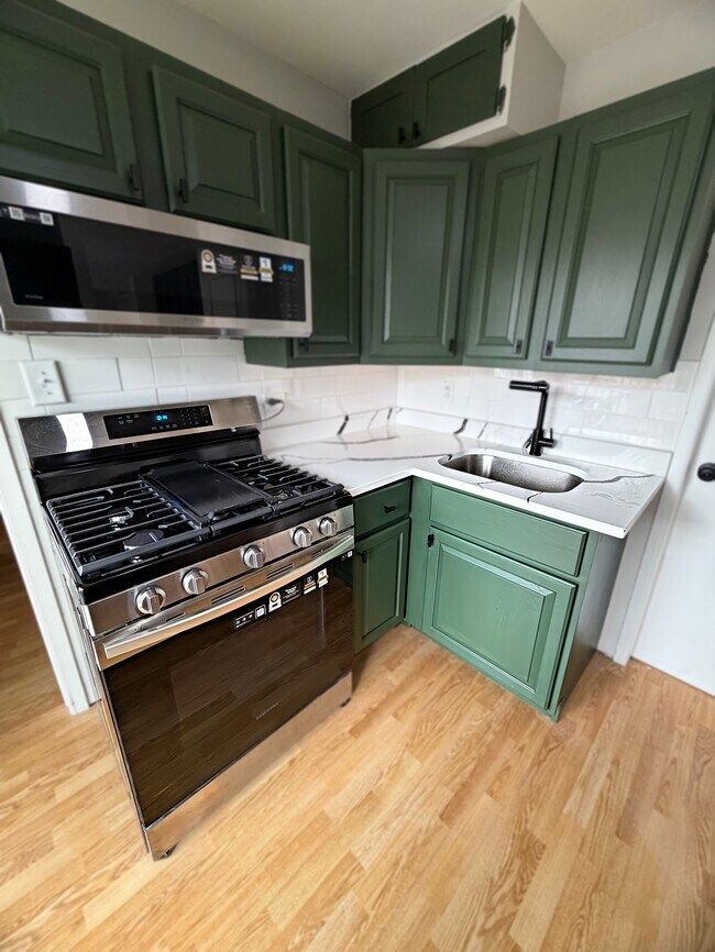 Photo - 8304 S 79th Ct Unidad 1S