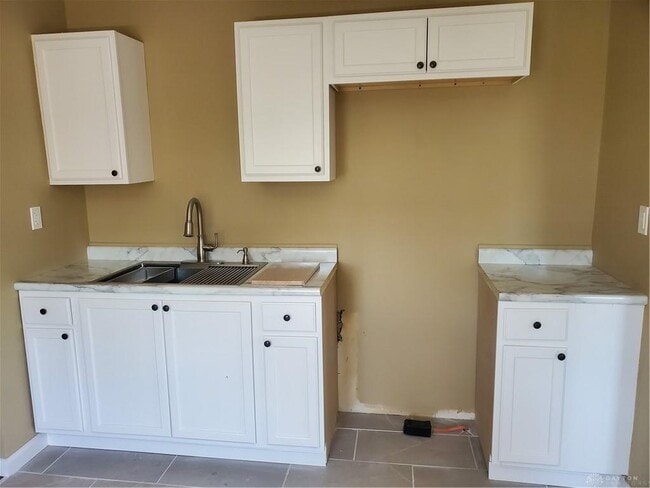 Photo - 14 Maylan Dr Unit 2