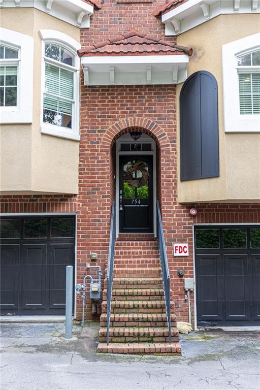 Photo - 754 Clifton Heights Ln NE