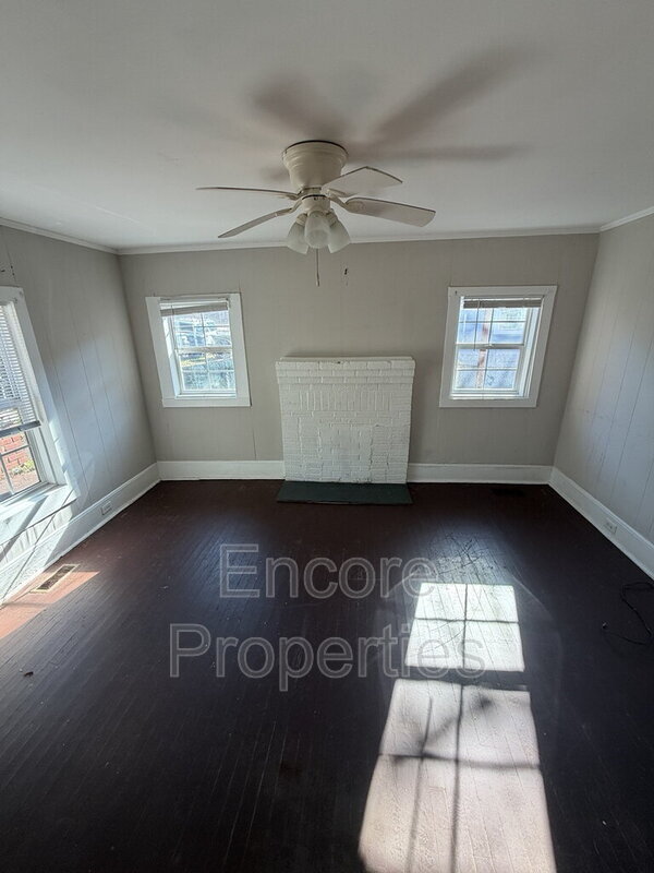 Photo - 1209 N Hyde Park Ave