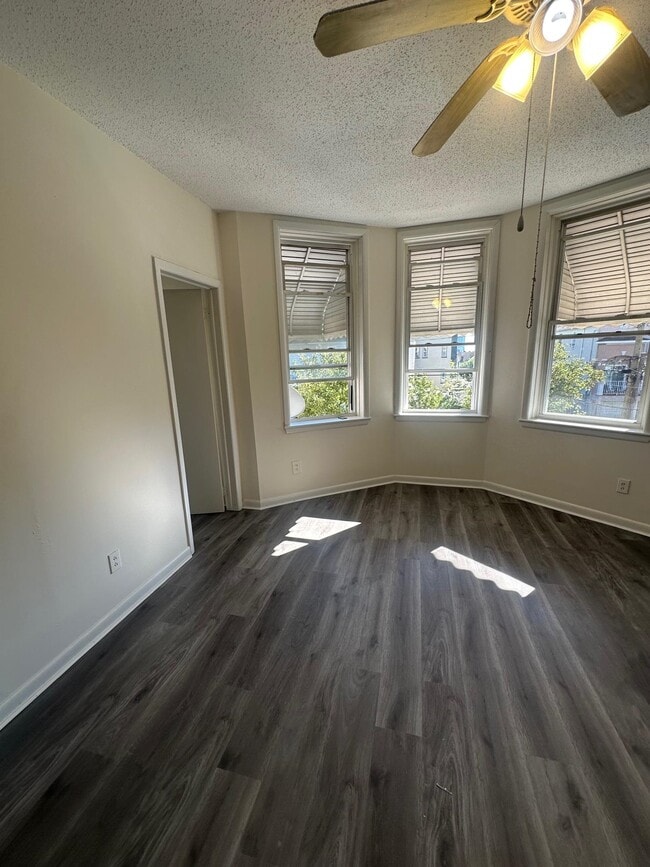 Photo - 606 15th St Unit 2