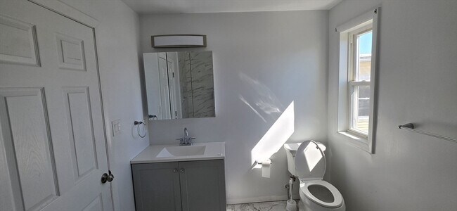 Photo - 18 Bullard St Unidad 3