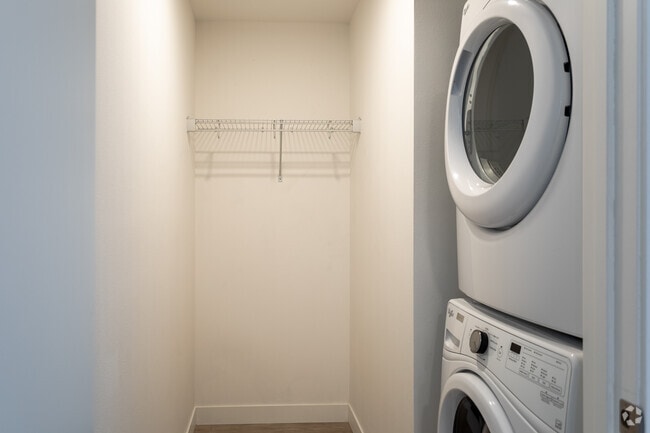 1BR, 1Ba - 728SF - Vue Apartments