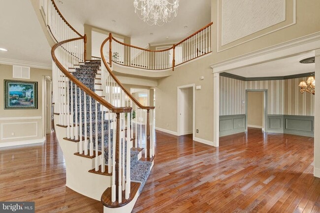 Photo - 19 Meadowlark Dr