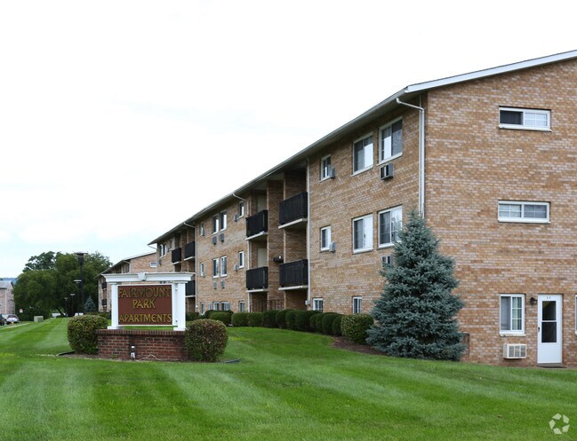 Photo - Fairmount Park Apartments