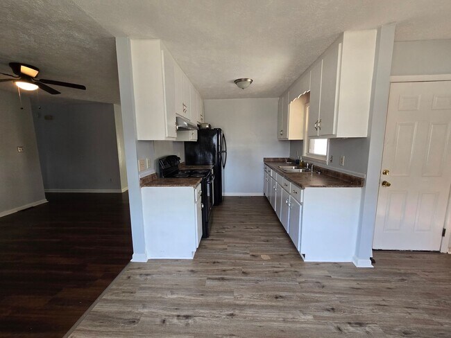 Photo - 6758 Seaford Dr