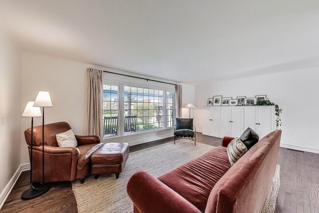 Photo - 511 S Dwyer Ave