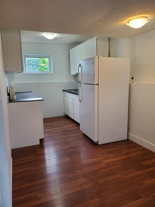 Photo - 2980 10th Ave