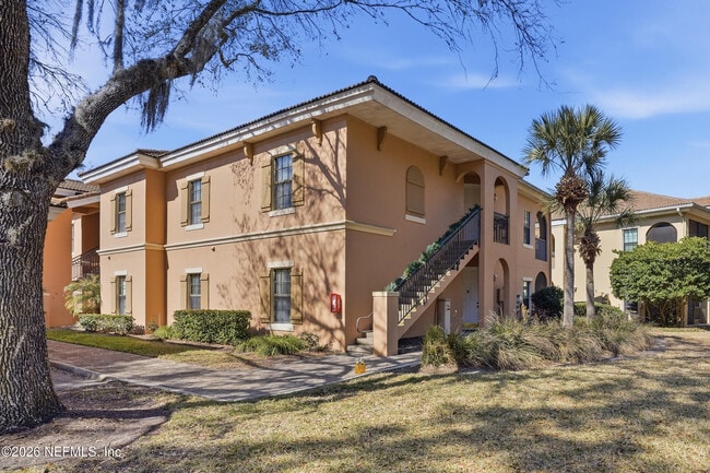 Photo - 450 La Travesia Flora Unit 204