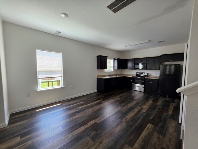 Photo - 6210 Lacey Oak Dr