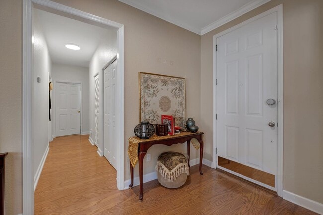 Photo - 2119 Fernleigh Dr