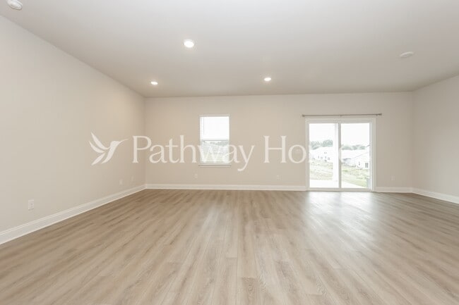 Photo - 344 Emerald Blvd