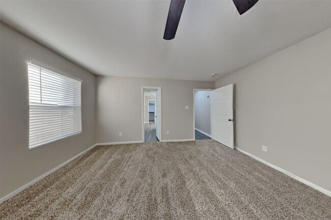 Photo - 5047 Lamppost Hill Ct