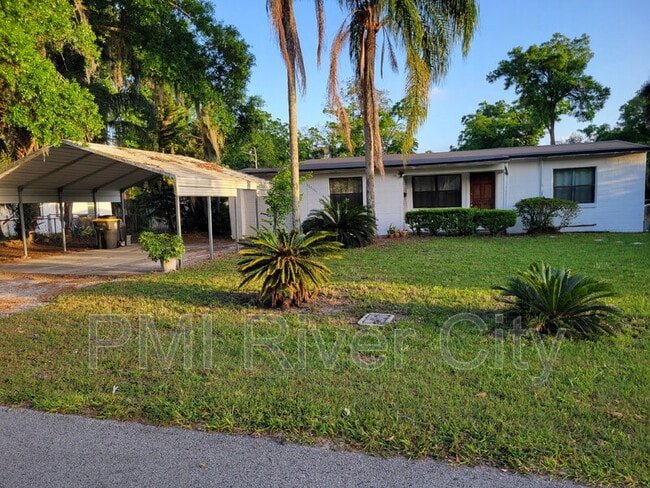 Photo - 2916 Rainbow Rd