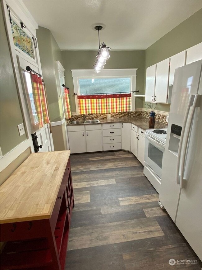 Photo - Burwell Duplex Unit Lower