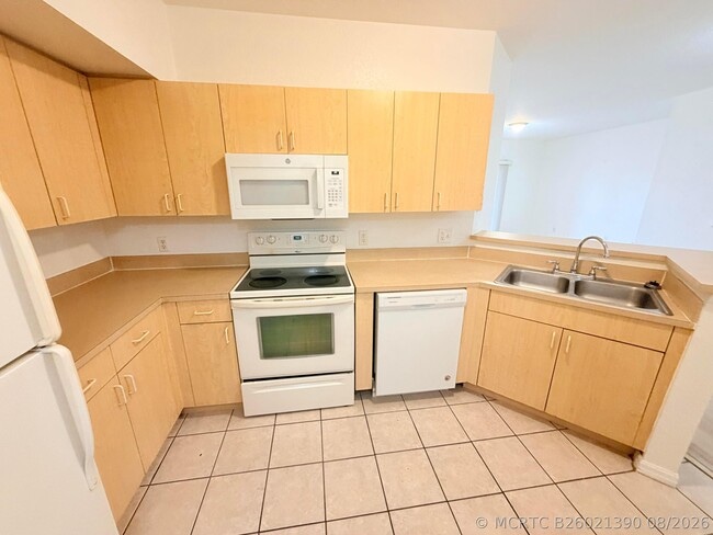 Photo - 1302 Belmont Ln Unit 1302