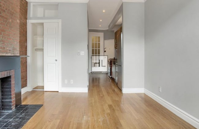 Photo - LEROY ST. Unit 3B