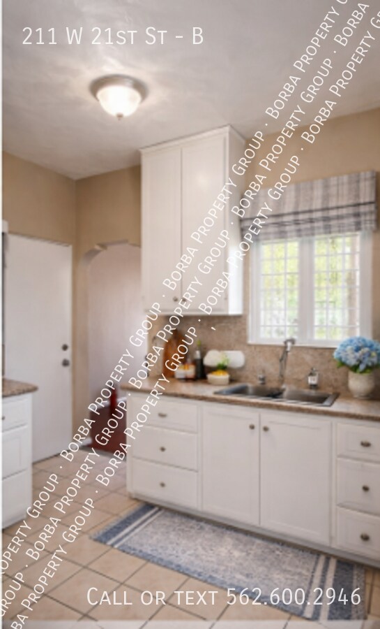 Photo - 211 W 21st St Unit B