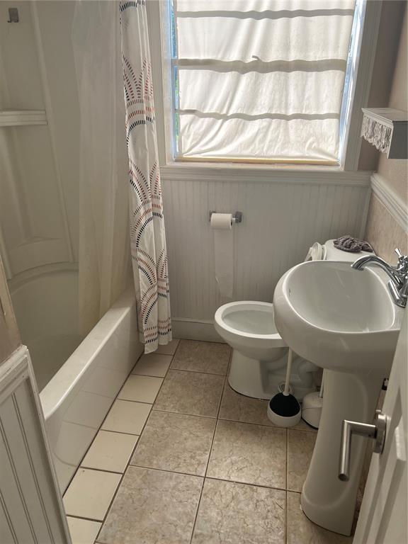 Photo - 108 Japonica Dr