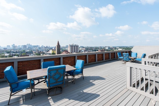 Rooftop Deck - City View Lofts