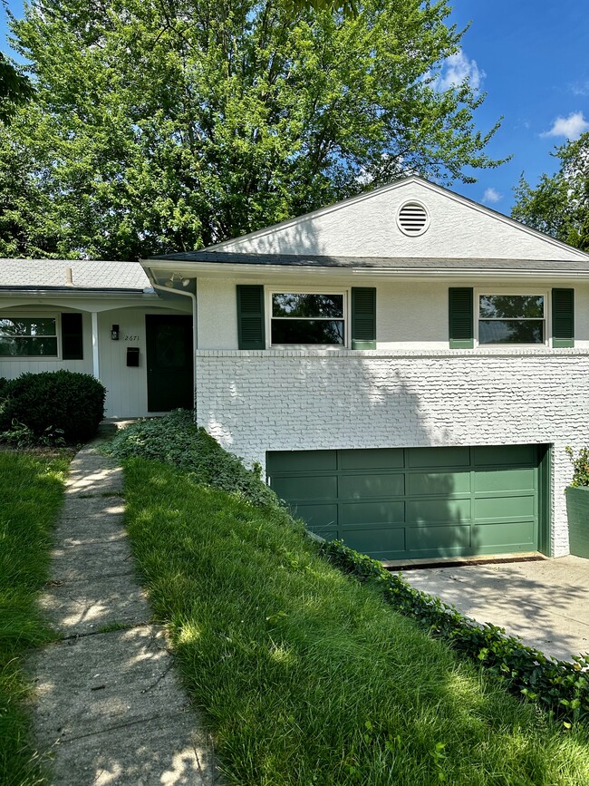 Building Photo - 2671 Montcalm Rd