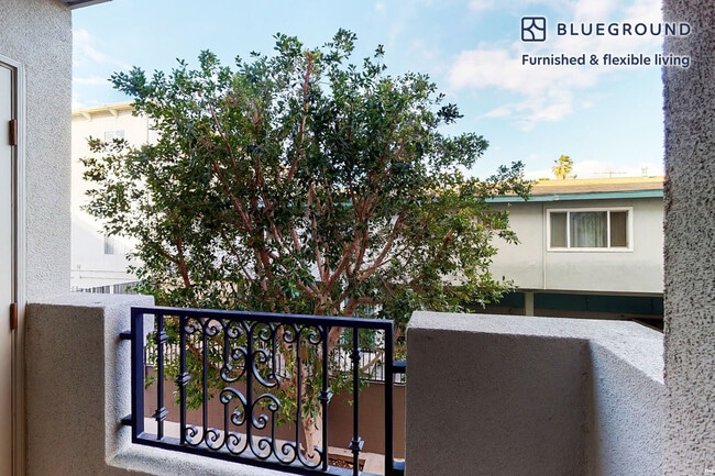 Photo - 18425 Malden St Unit FL0-ID8219A