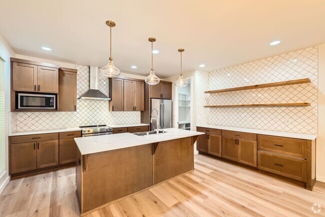 Building Photo - Stunning 3Bed/3Bath Home in Bothell!