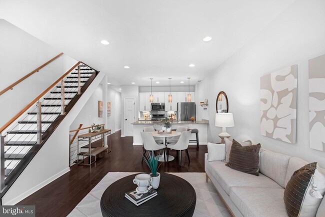 Building Photo - 15 N St NW Rental
