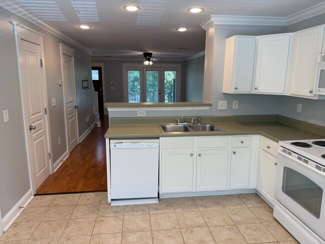 Photo - Knoxville 37920 - Two Bedroom, 2.5 Bath Townhome in The Woodlands of Knoxville - Ideal Student Li... Unidad 201