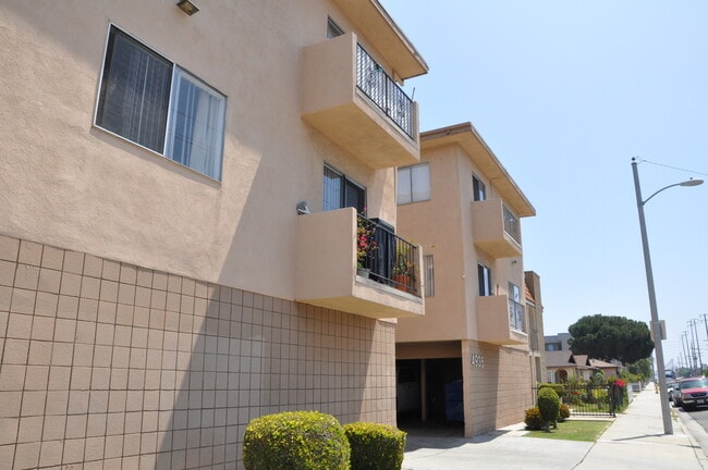 Pinnacle Rosewood, LLC