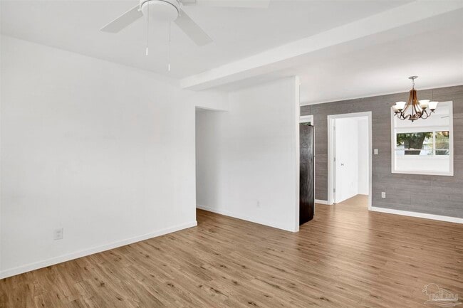 Photo - 51 Adkinson Dr