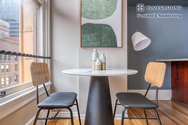 Photo - 343 S Dearborn St Unit FL15-ID672