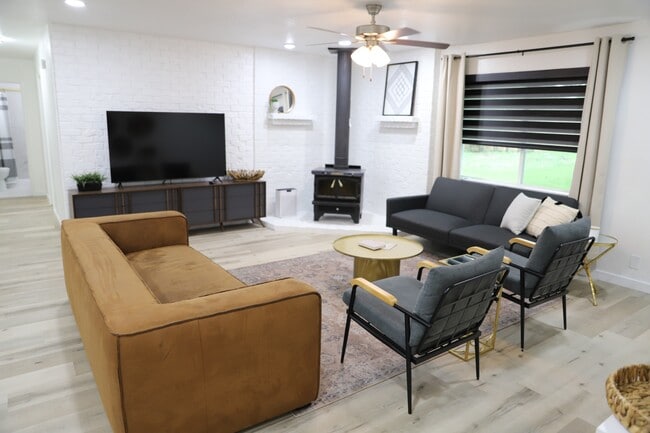 Photo - 94 Cedar Trail