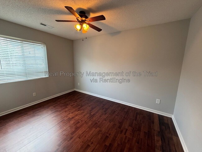 Photo - 809 Topsail Dr